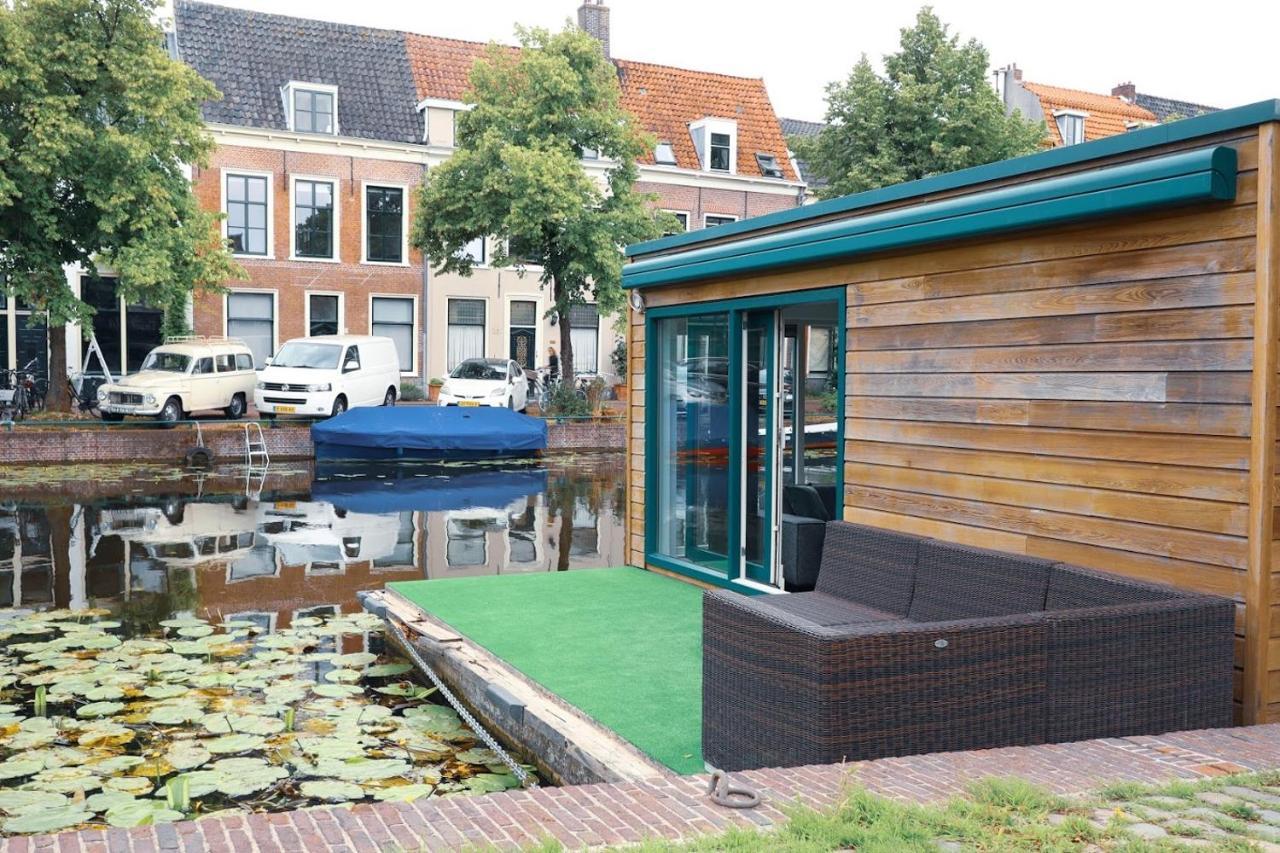 Beautiful Houseboat In The Centre Of Leiden เลเดน ภายนอก รูปภาพ